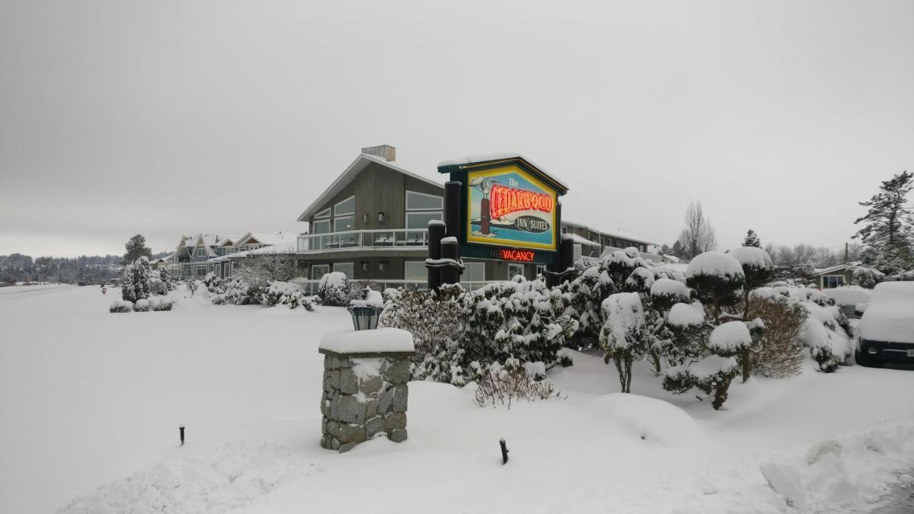 The Cedarwood Inn & Suites Sidney Eksteriør bilde