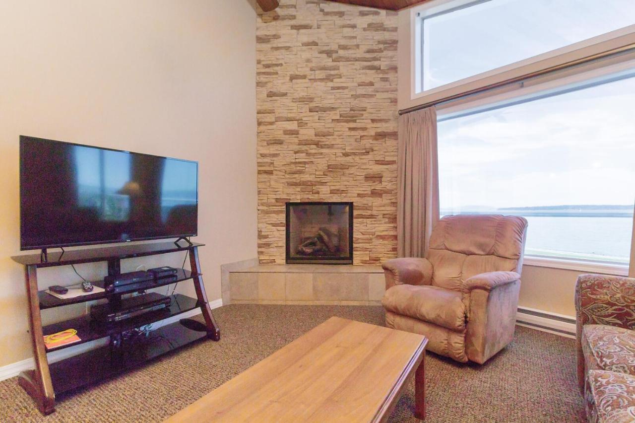The Cedarwood Inn & Suites Sidney Eksteriør bilde